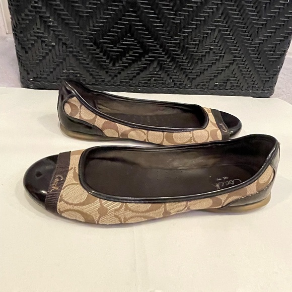 COACH tan ballet flats, Size 7.5 - Picture 3 of 7